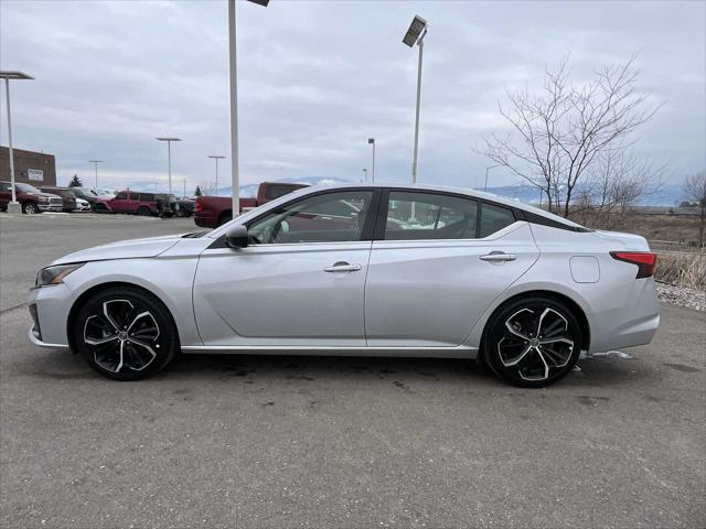 2023 Nissan Altima SR FWD