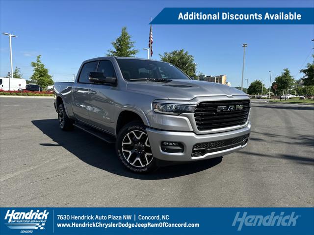 2025 RAM Ram 1500 RAM 1500 LARAMIE CREW CAB 4X4 64 BOX
