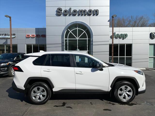 2022 Toyota RAV4 LE