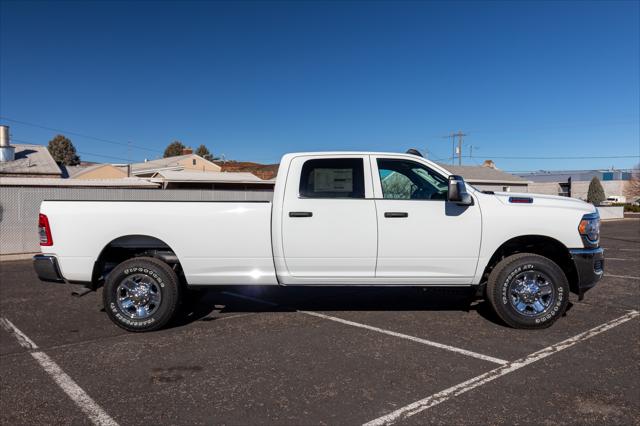 2024 RAM Ram 2500 RAM 2500 TRADESMAN CREW CAB 4X4 8 BOX