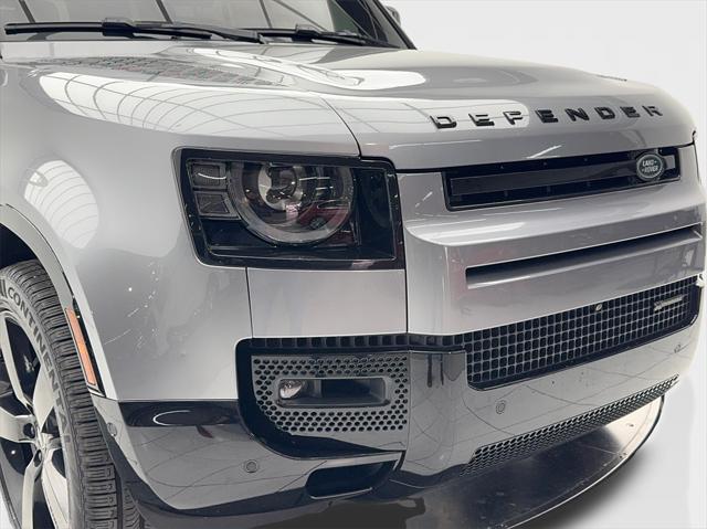 2023 Land Rover Defender 110 X-Dynamic SE