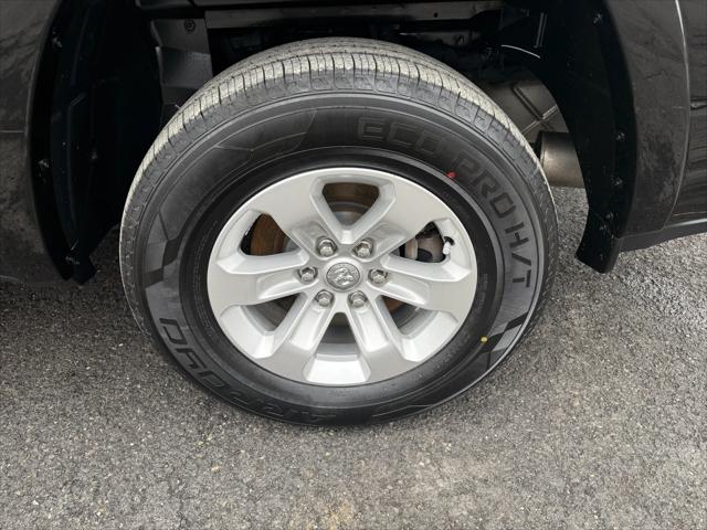 2021 Ram 1500 Laramie Crew Cab 4x4 5'7" Box
