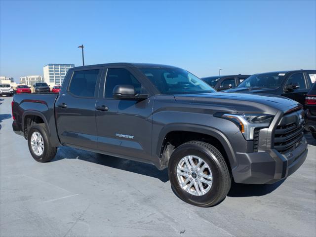 2024 Toyota Tundra SR5 4WD