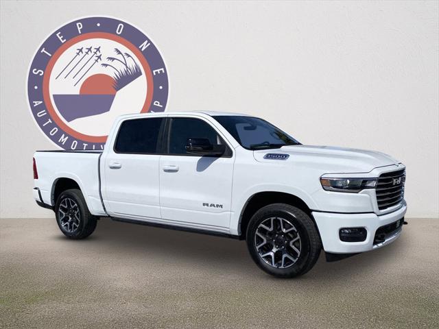 2025 RAM Ram 1500 RAM 1500 LARAMIE CREW CAB 4X4 57 BOX