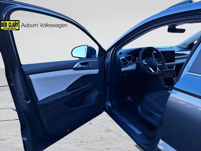 2025 Volkswagen Taos 1.5T SEL
