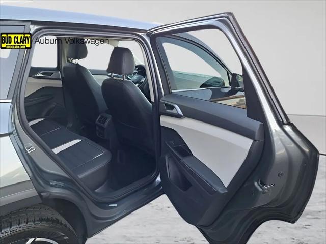 2025 Volkswagen Taos 1.5T SEL