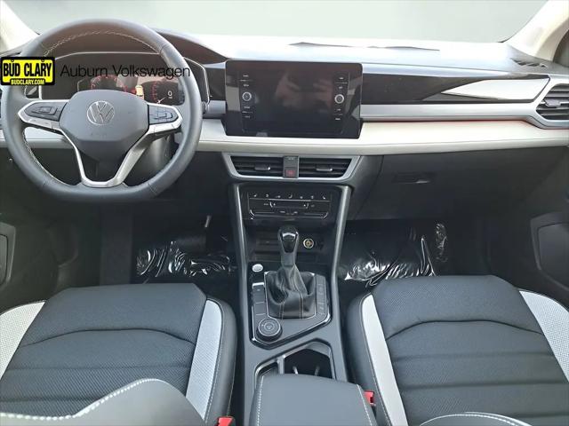 2025 Volkswagen Taos 1.5T SEL