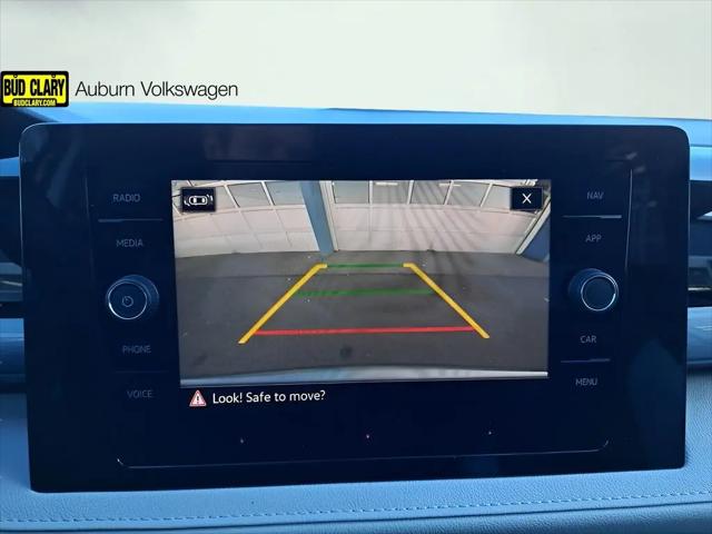 2025 Volkswagen Taos 1.5T SEL