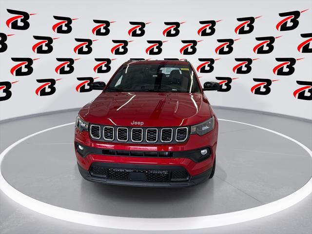 2025 Jeep Compass COMPASS LATITUDE 4X4