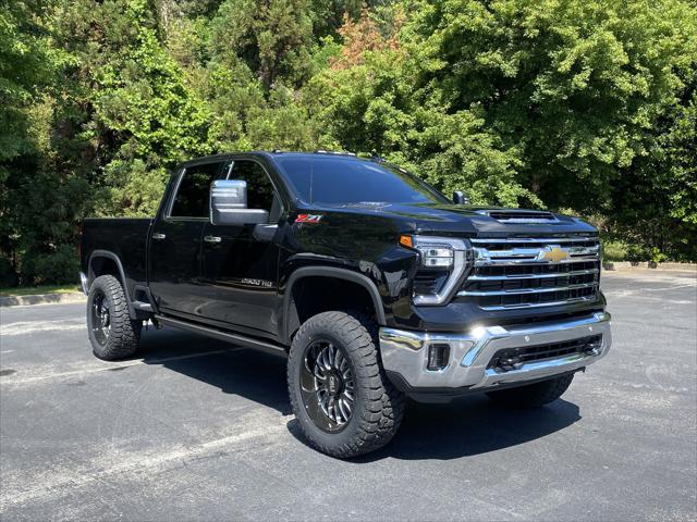 2024 Chevrolet Silverado 2500HD 4WD Crew Cab Standard Bed LTZ