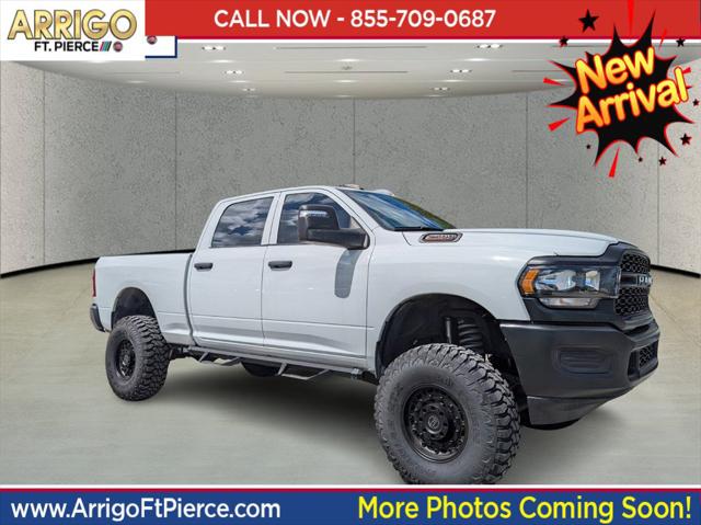 2023 RAM 2500 Tradesman Crew Cab 4x4 64 Box