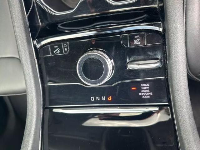 2023 Jeep Grand Cherokee Base
