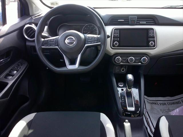 2021 Nissan Versa SV Xtronic CVT