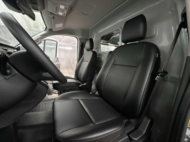 2025 Ford Transit Cargo Van Unknown