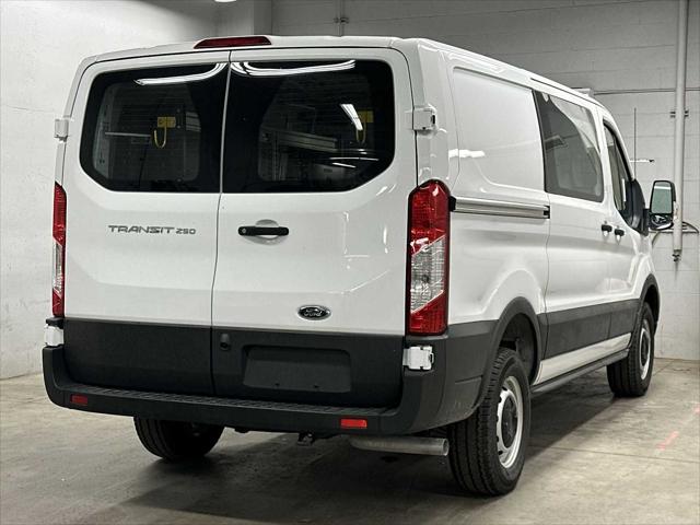 2025 Ford Transit Cargo Van Unknown
