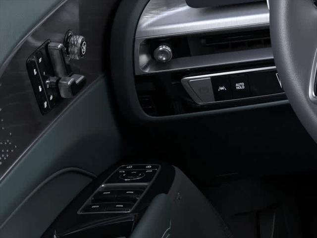 2025 Cadillac iQ Sport 3 RWD