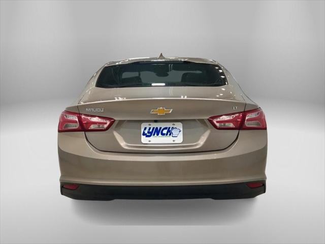 2022 Chevrolet Malibu FWD LT