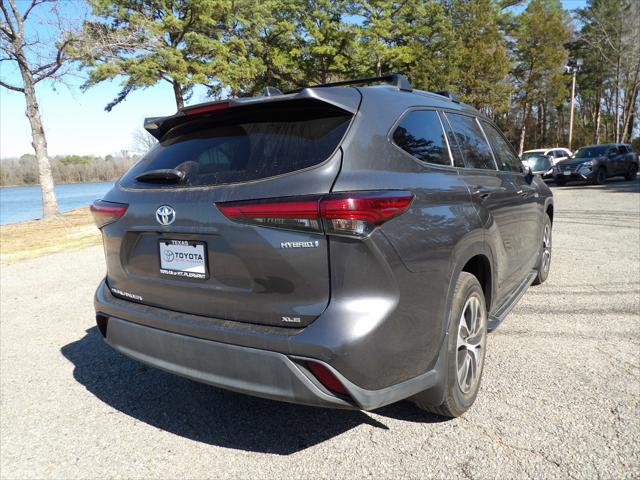 2021 Toyota Highlander Hybrid XLE