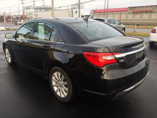 2014 Chrysler 200 Touring