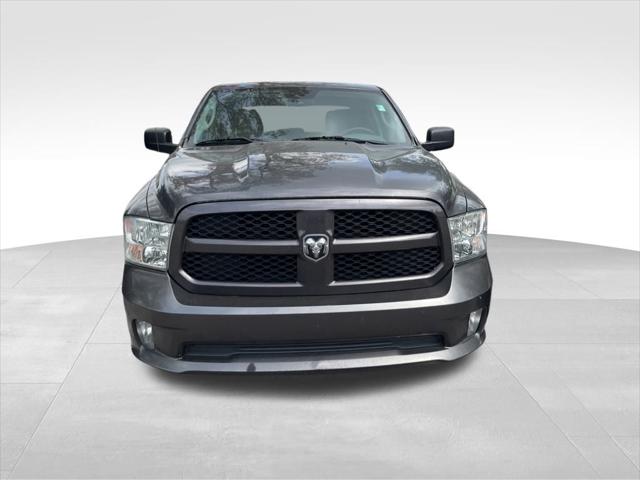 2017 RAM 1500 Express Crew Cab 4x2 57 Box