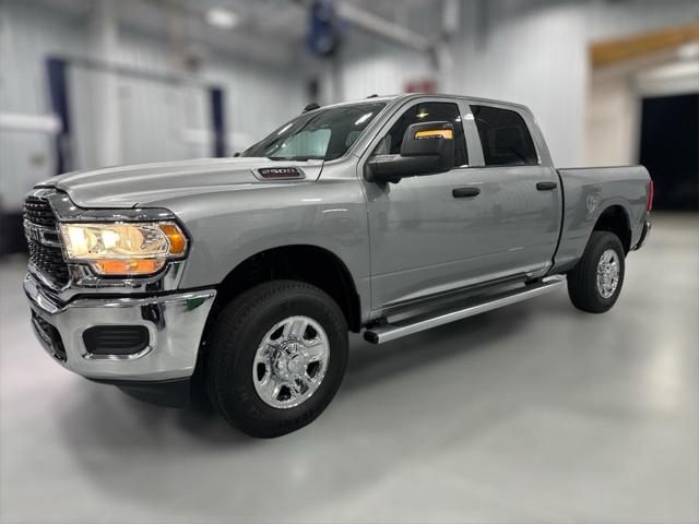 2024 RAM 2500 Tradesman Crew Cab 4x4 64 Box
