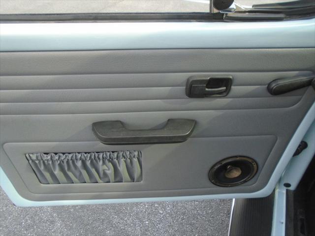 2004 Volkswagen Beetle Unknown