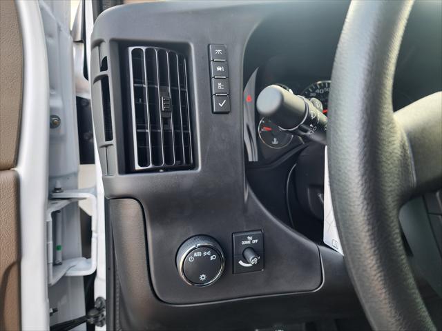 2025 Chevrolet Express Cutaway Work Van