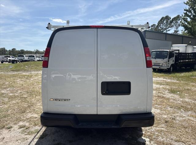 2025 Chevrolet Express Cargo Van RWD 2500 Regular Wheelbase WT