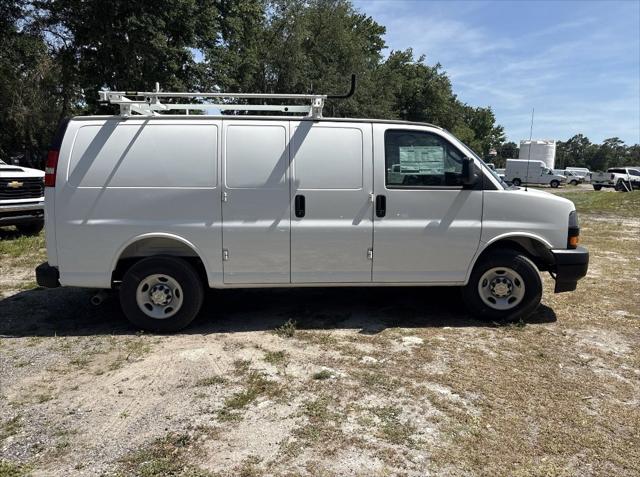 2025 Chevrolet Express Cargo Van RWD 2500 Regular Wheelbase WT