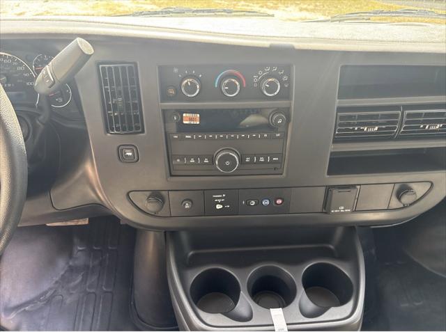 2025 Chevrolet Express Cargo Van RWD 2500 Regular Wheelbase WT