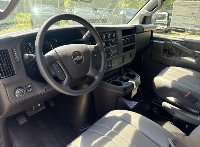 2025 Chevrolet Express Cargo Van RWD 2500 Regular Wheelbase WT