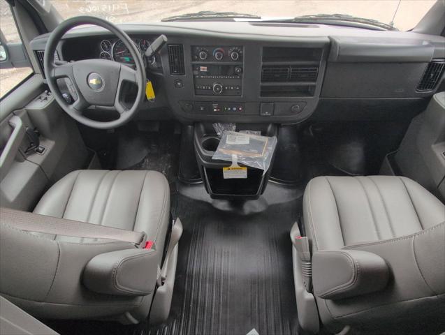 2025 Chevrolet Express Cargo Van RWD 2500 Regular Wheelbase WT
