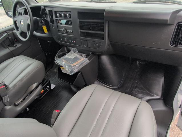 2025 Chevrolet Express Cargo Van RWD 2500 Regular Wheelbase WT