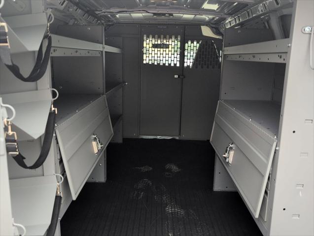2025 Chevrolet Express Cargo Van RWD 2500 Regular Wheelbase WT