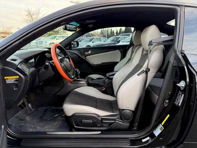 2014 Hyundai Genesis Coupe 2.0T Premium