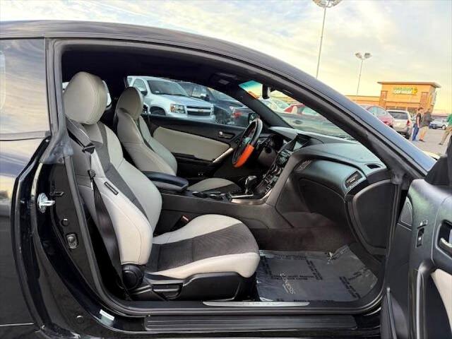 2014 Hyundai Genesis Coupe 2.0T Premium
