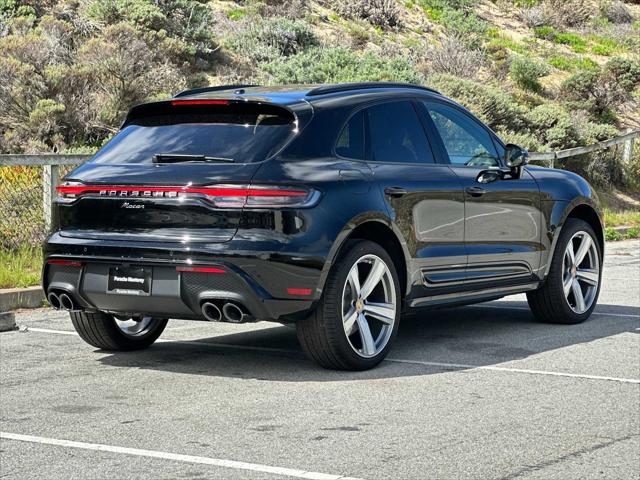 2025 Porsche Macan Unknown