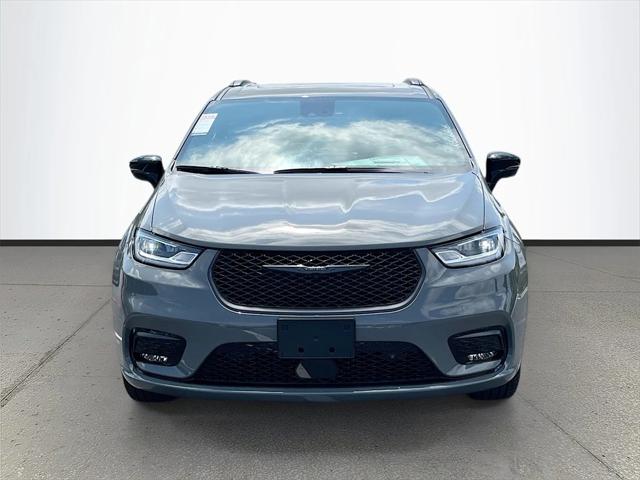 2025 Chrysler Pacifica PACIFICA LIMITED