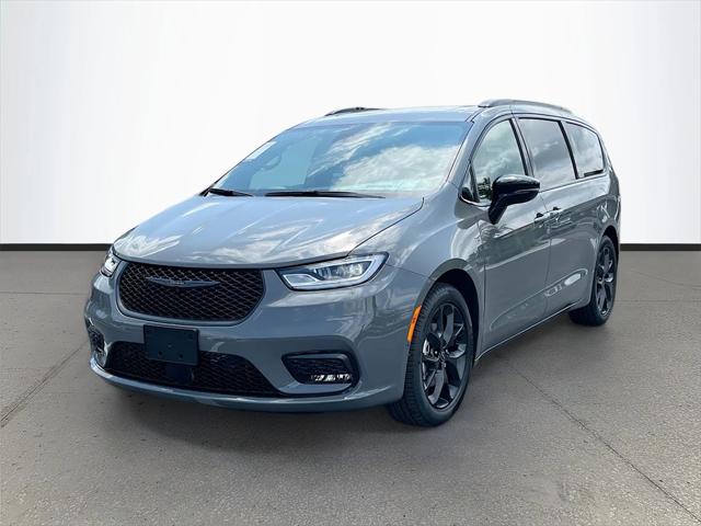 2025 Chrysler Pacifica PACIFICA LIMITED