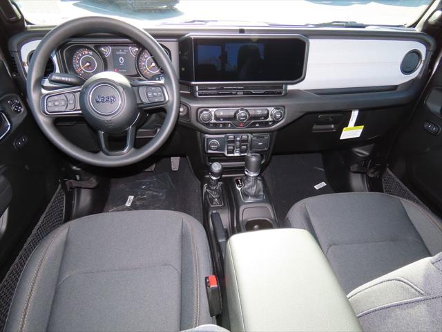 2025 Jeep Gladiator GLADIATOR NIGHTHAWK 4X4