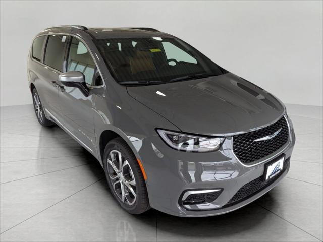 2025 Chrysler Pacifica PACIFICA PINNACLE AWD