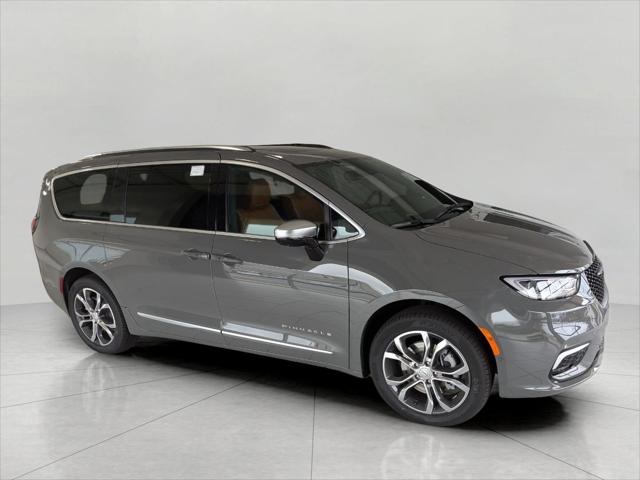 2025 Chrysler Pacifica PACIFICA PINNACLE AWD