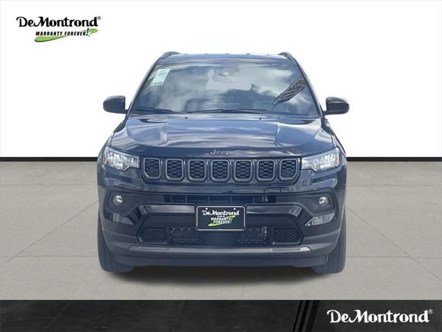 2025 Jeep Compass COMPASS LATITUDE 4X4
