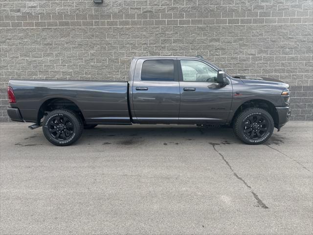 2025 RAM Ram 3500 RAM 3500 LARAMIE CREW CAB 4X4 8 BOX
