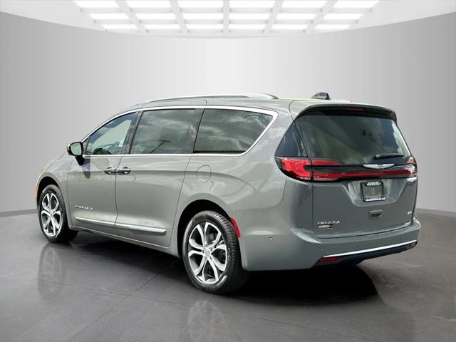 2025 Chrysler Pacifica PACIFICA PINNACLE AWD