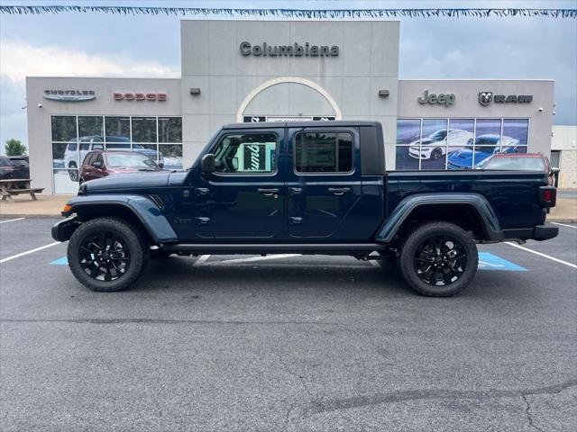 2025 Jeep Gladiator GLADIATOR NIGHTHAWK 4X4 2025 Jeep Gladiator GLADIATOR NIGHTHAWK 4X4