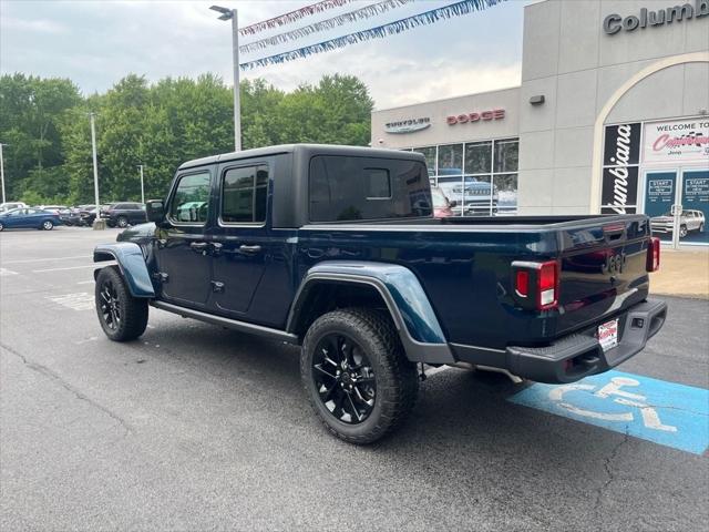 2025 Jeep Gladiator GLADIATOR NIGHTHAWK 4X4 2025 Jeep Gladiator GLADIATOR NIGHTHAWK 4X4