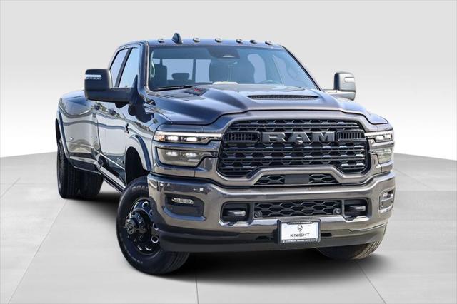 2025 RAM Ram 3500 RAM 3500 LIMITED CREW CAB 4X4 8 BOX
