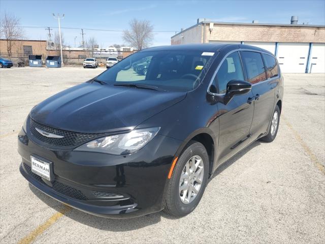 2025 Chrysler Voyager VOYAGER