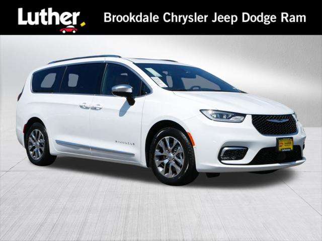 2025 Chrysler Pacifica Hybrid PACIFICA PLUG-IN HYBRID PINNACLE